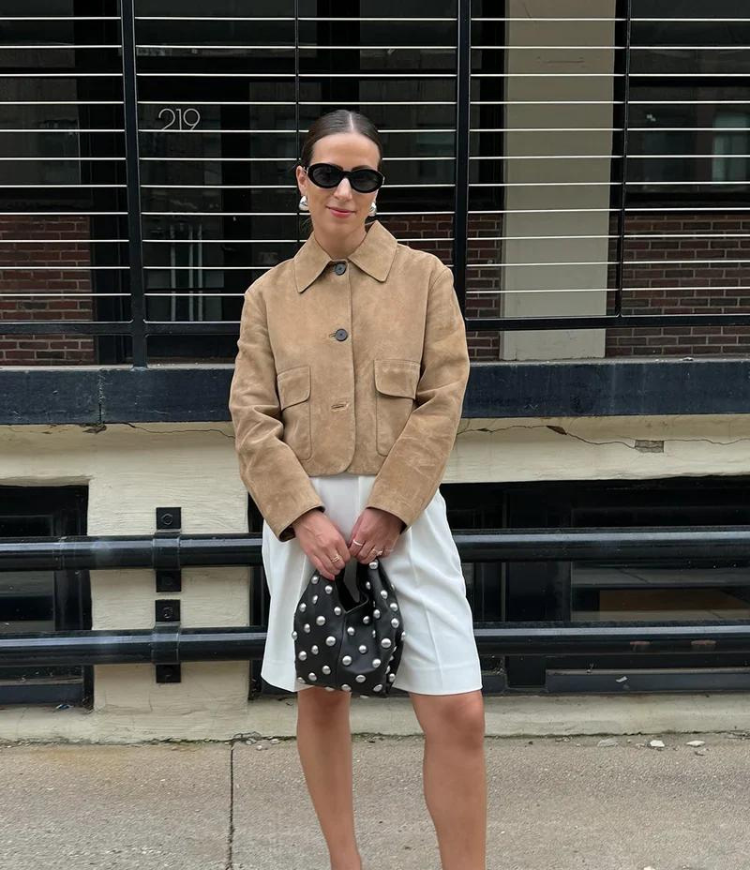 Veste femme kaki coupe ajustée, surface texturée