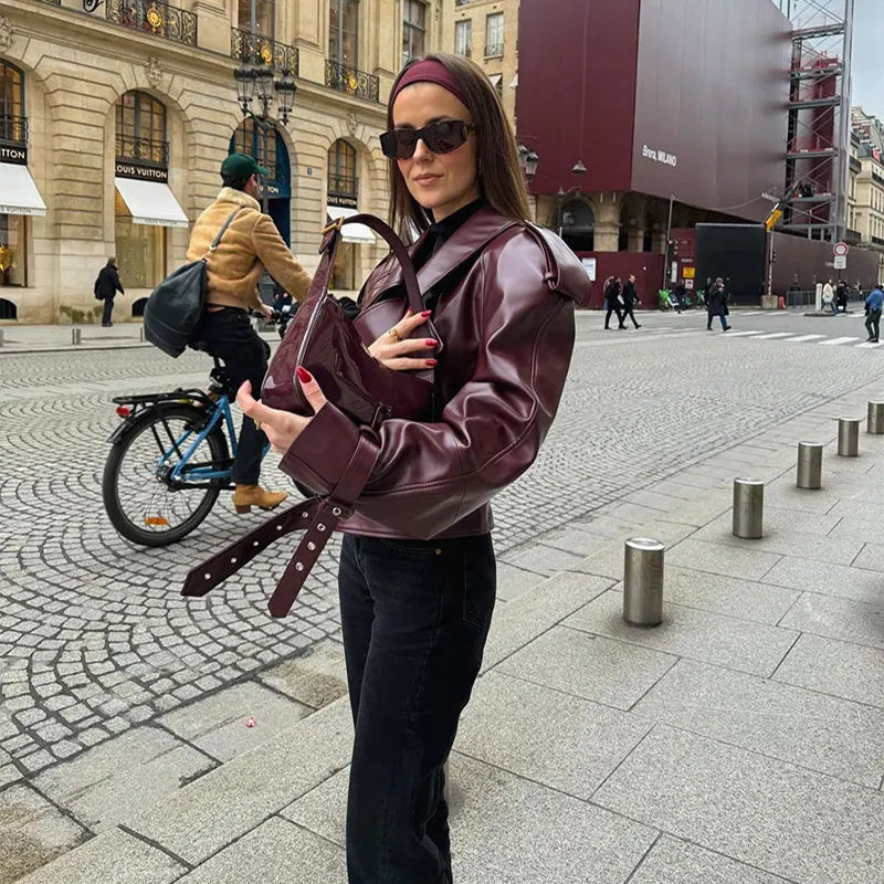 Veste courte femme ajustée à larges revers, du S au L