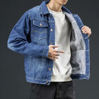Veste homme boutonnée à poches poitrine, trois tons de bleu, bleu foncé