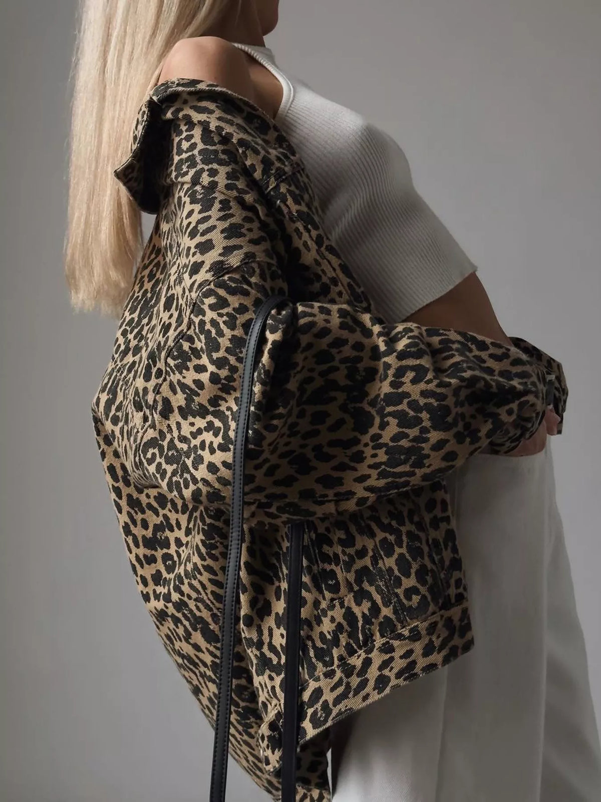 Veste en jean femme imprimé léopard, épaules tombantes