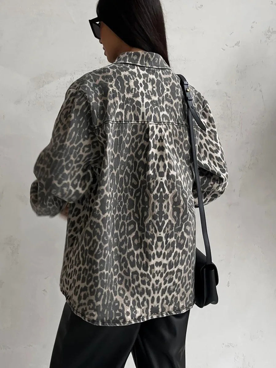 Veste en jean femme imprimé léopard, épaules tombantes