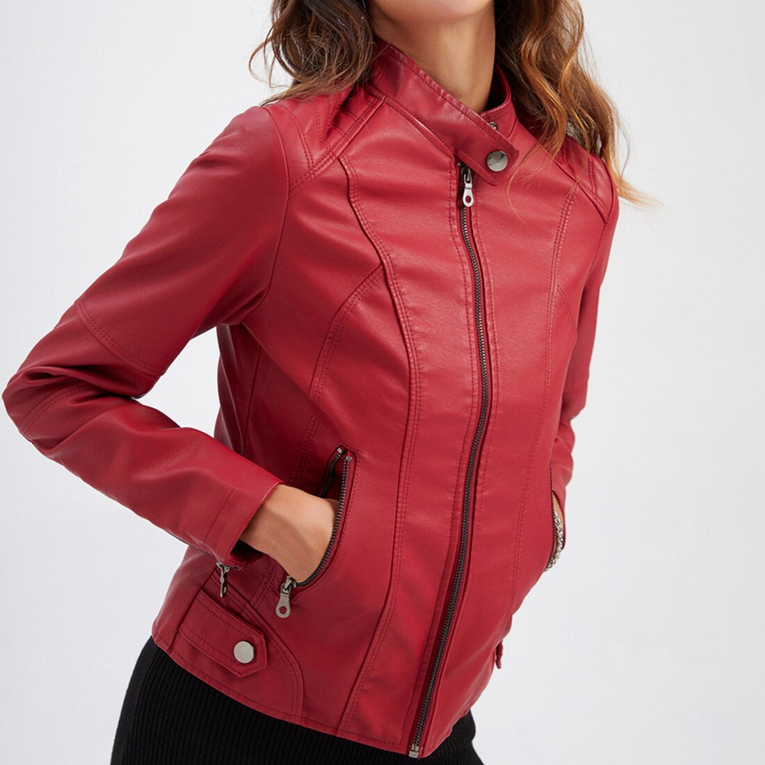 Veste femme zippée à coupe droite, poches à fermeture éclair