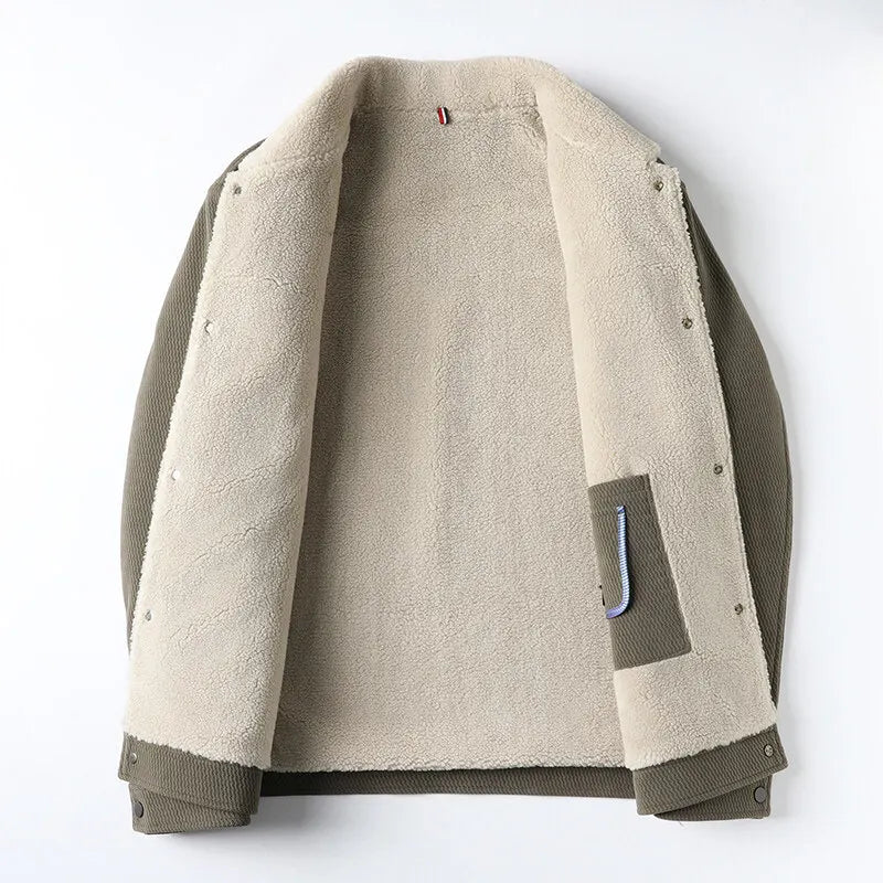 Veste homme à col relevé, boutonnée, deux poches à rabat