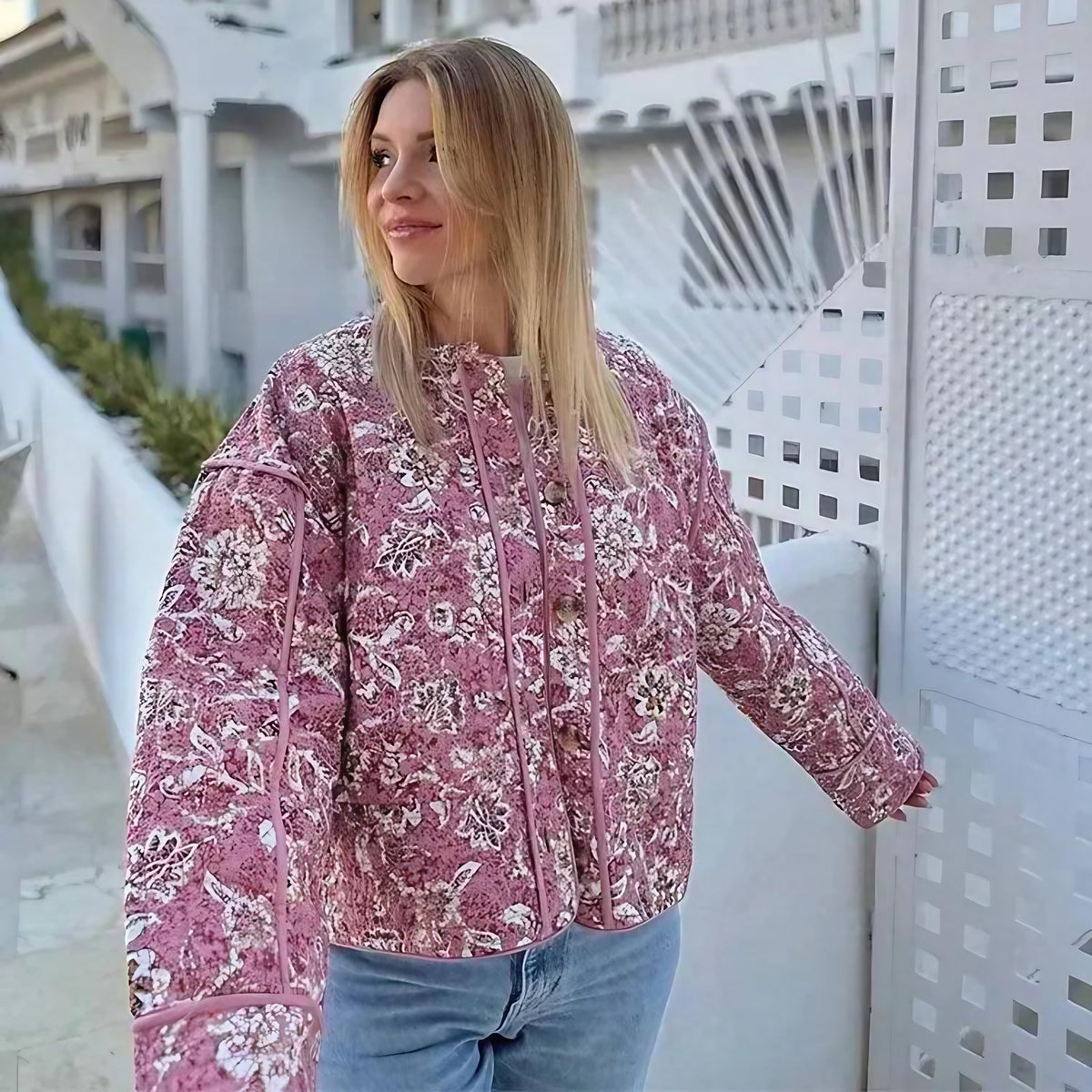 Veste matelassée femme à imprimé fleuri, col rond, coupe ample, rose
