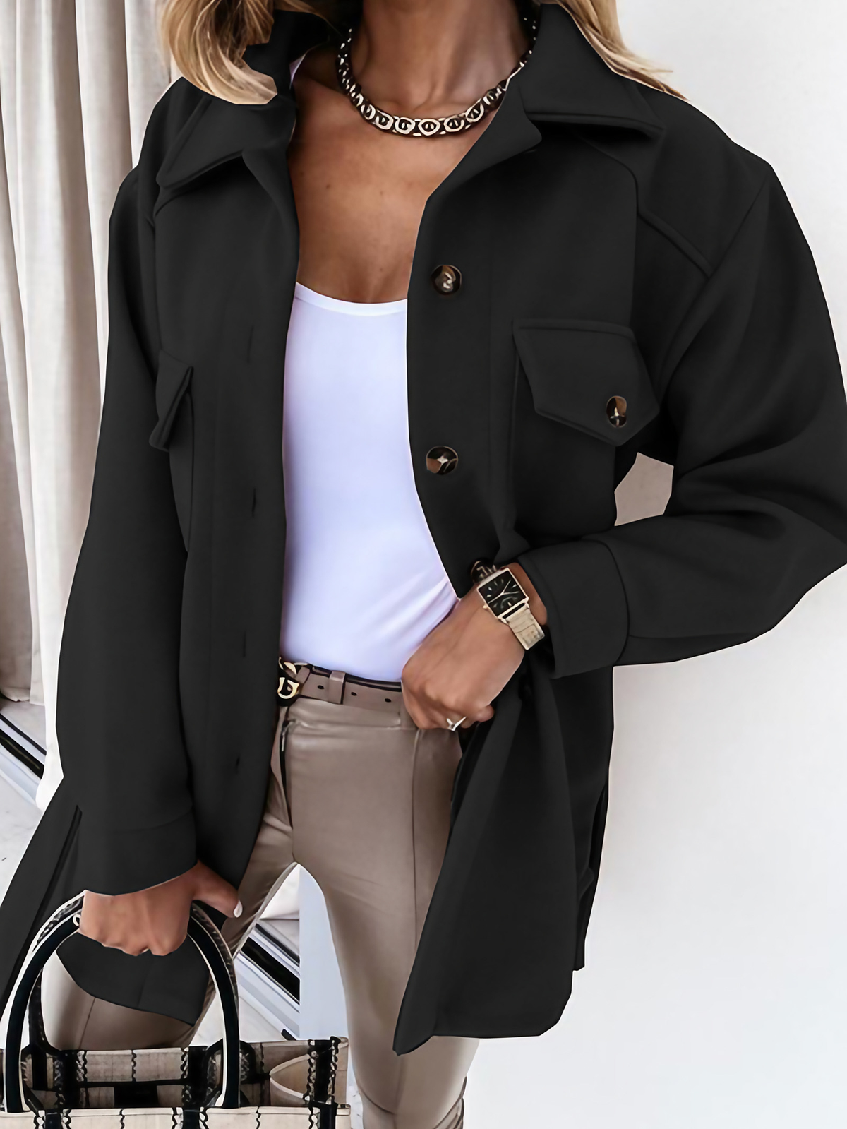 Veste de printemps femme à boutons dorés, coupe ajustée, noir